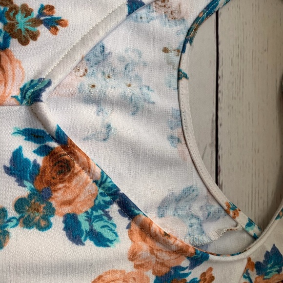 Small, Kirra, vintage floral print peplum top - Picture 9 of 10